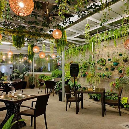 Hotel Halo Angeles City Zewnętrze zdjęcie