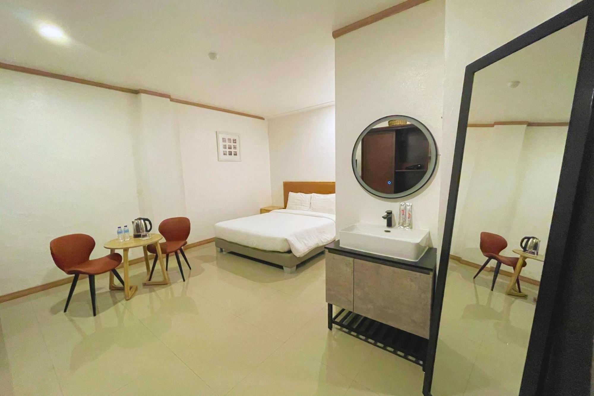 Hotel Halo Angeles City Pokój zdjęcie