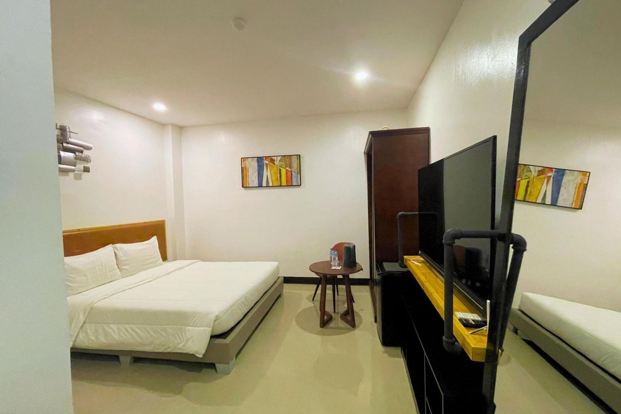 Hotel Halo Angeles City Pokój zdjęcie