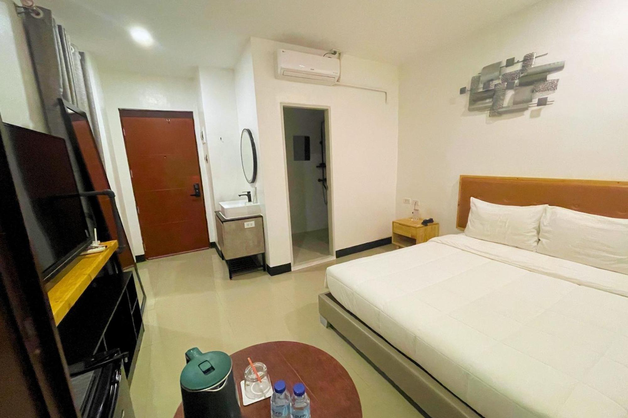Hotel Halo Angeles City Pokój zdjęcie