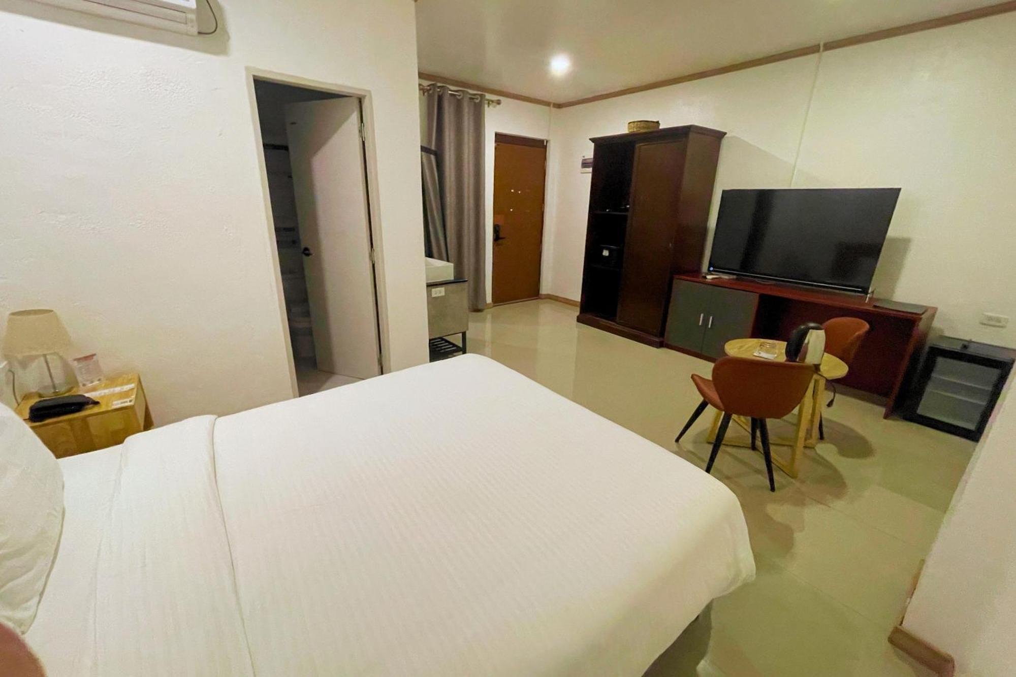Hotel Halo Angeles City Pokój zdjęcie