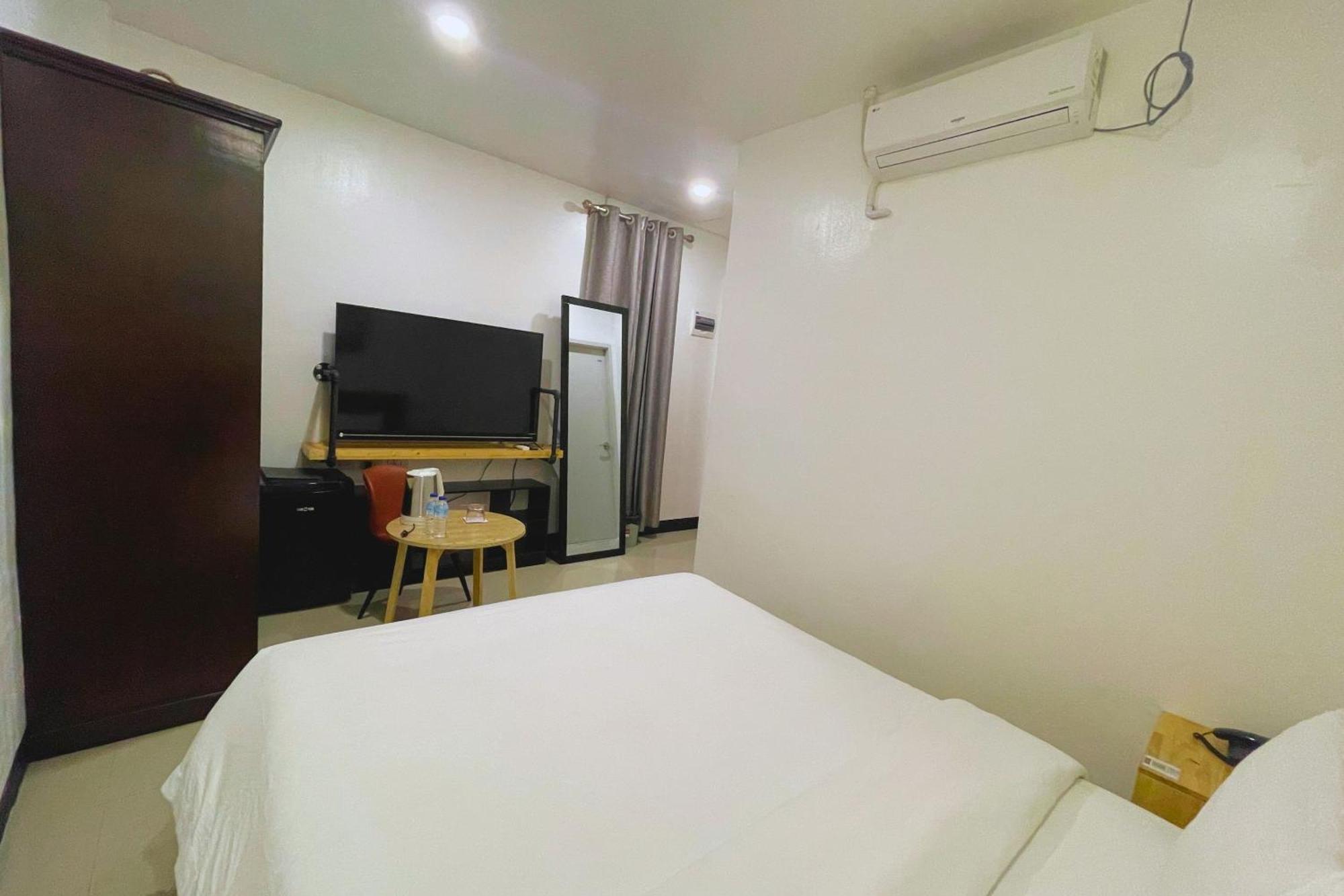 Hotel Halo Angeles City Pokój zdjęcie