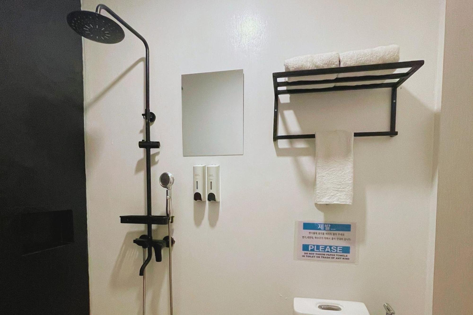 Hotel Halo Angeles City Pokój zdjęcie