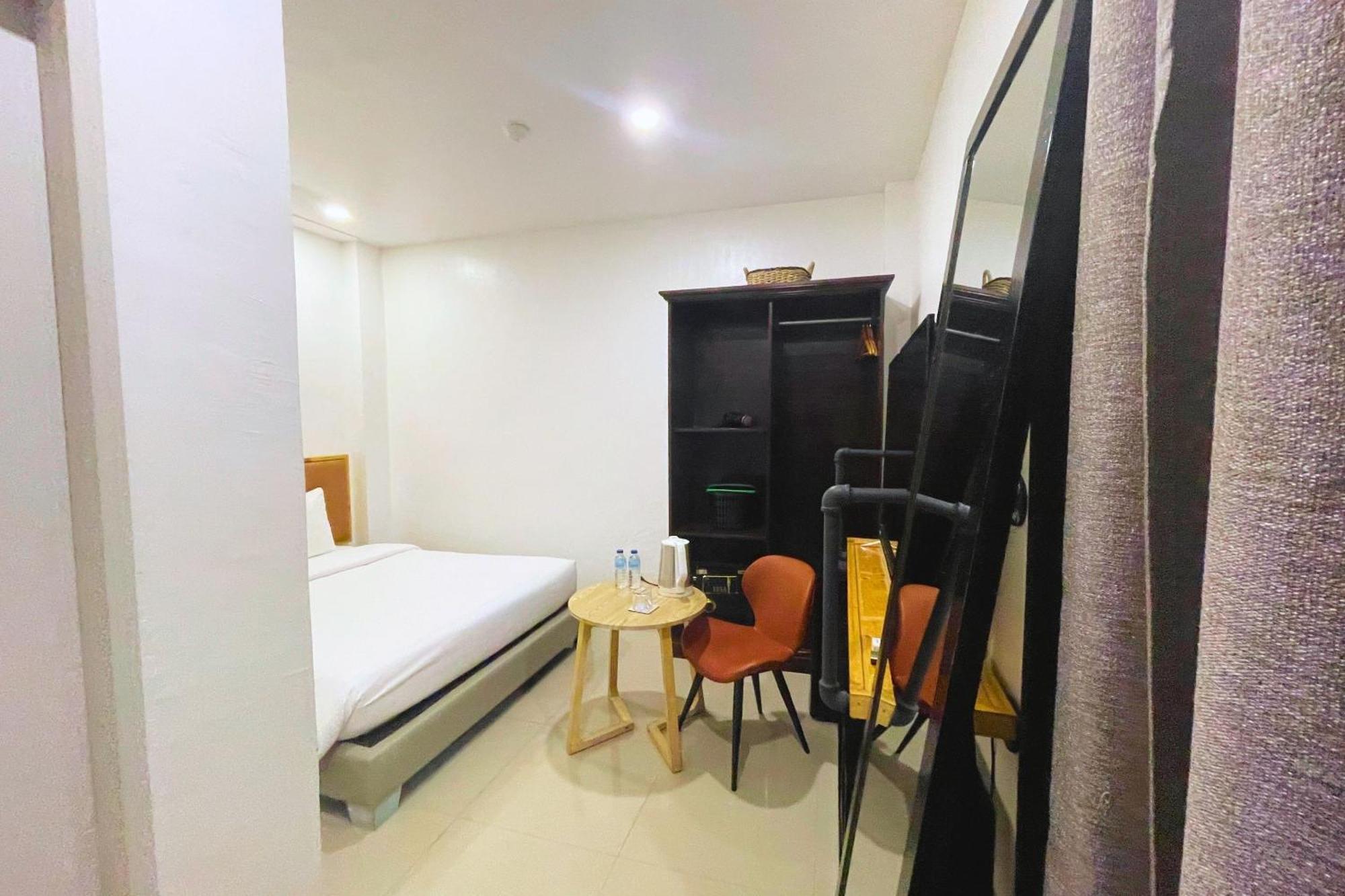 Hotel Halo Angeles City Pokój zdjęcie