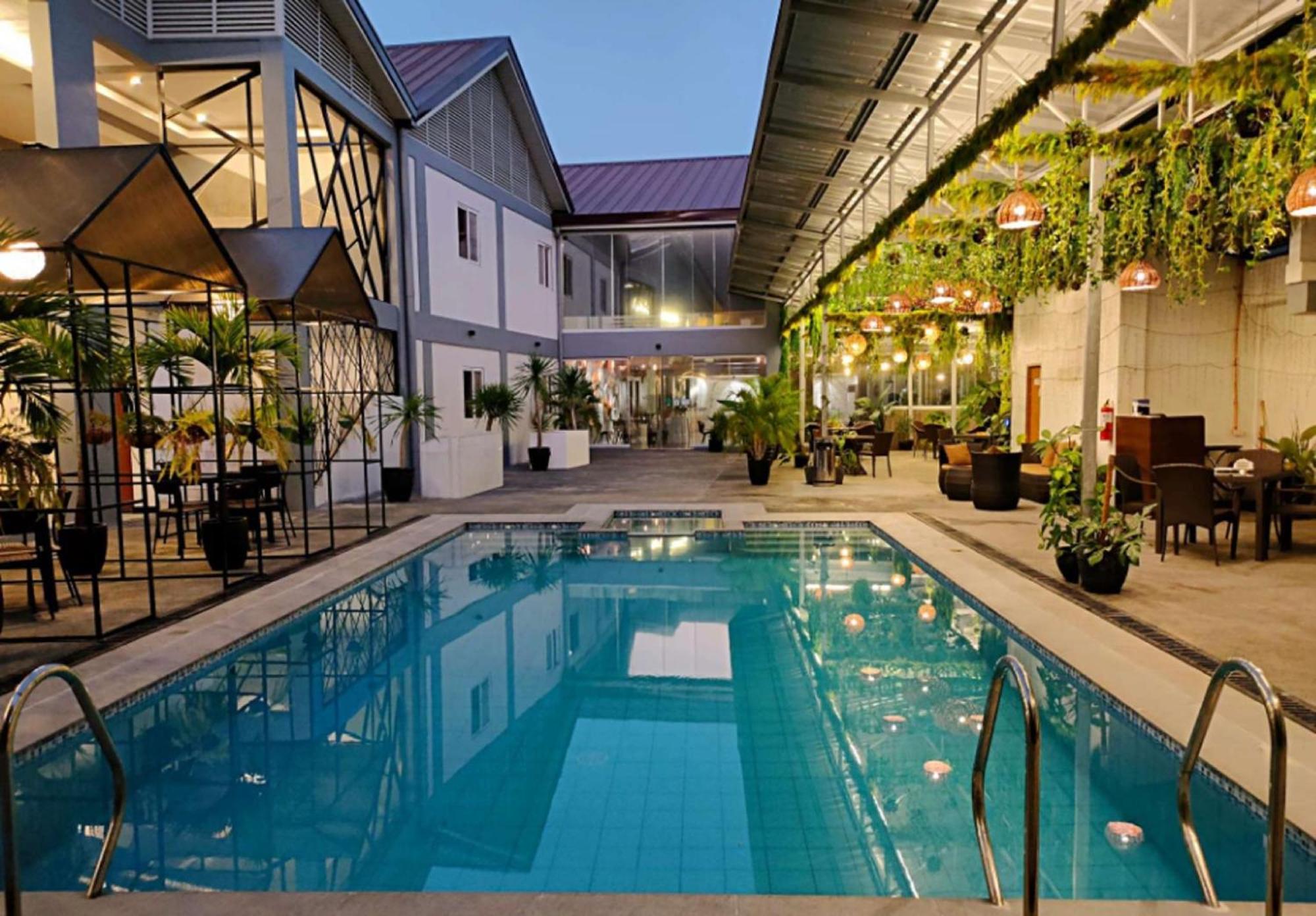 Hotel Halo Angeles City Zewnętrze zdjęcie